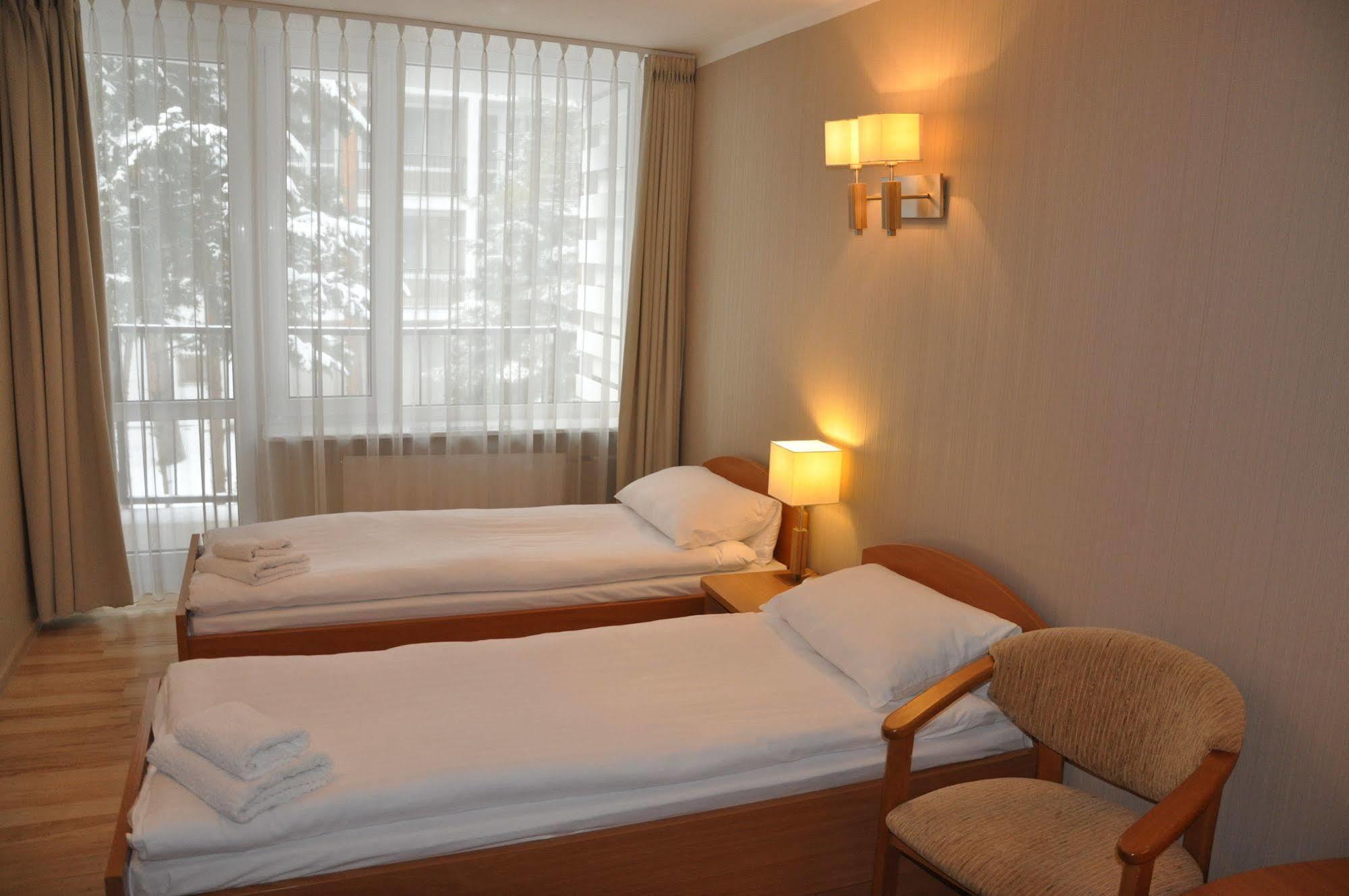 Hotel Orle Гданьск Экстерьер фото