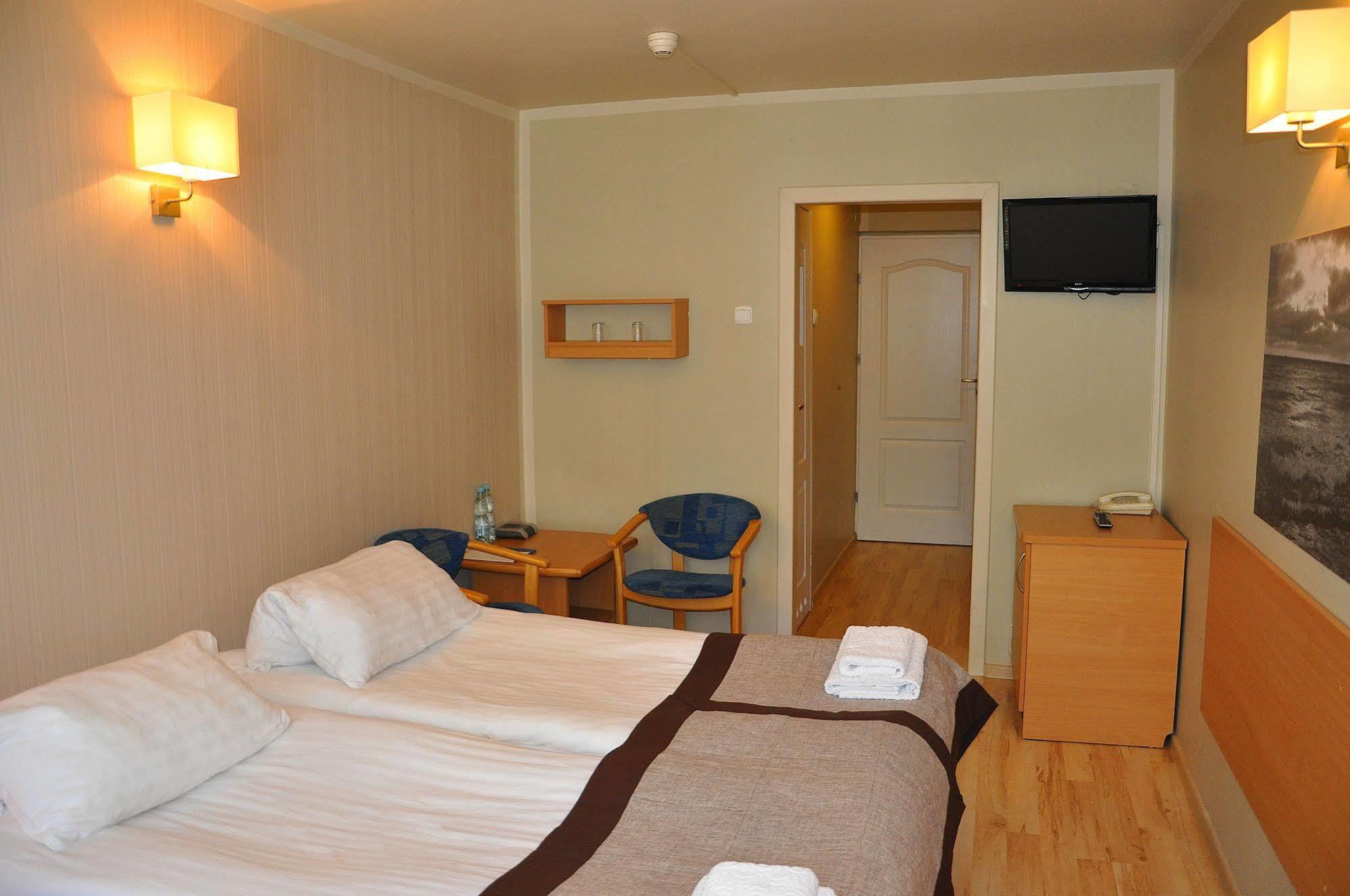 Hotel Orle Гданьск Экстерьер фото
