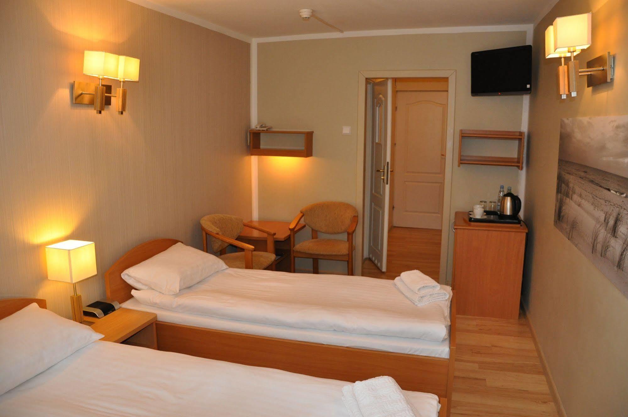 Hotel Orle Гданьск Экстерьер фото